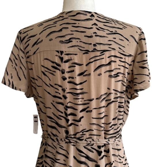 Leith Midi Dress Tan Black Animal Print Short Sleeve Wrap Dress Small NEW - Picture 6 of 11